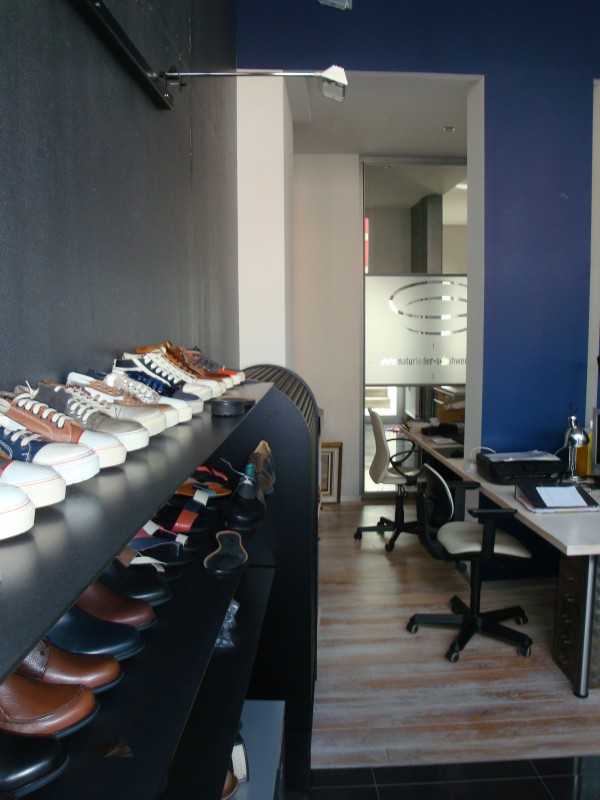 Unsere permanente Schuhausstellung am Firmensitz -showroom D-